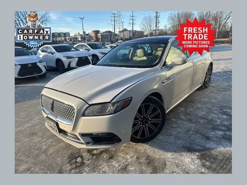 Used 2017 Lincoln Continental Reserve image 1