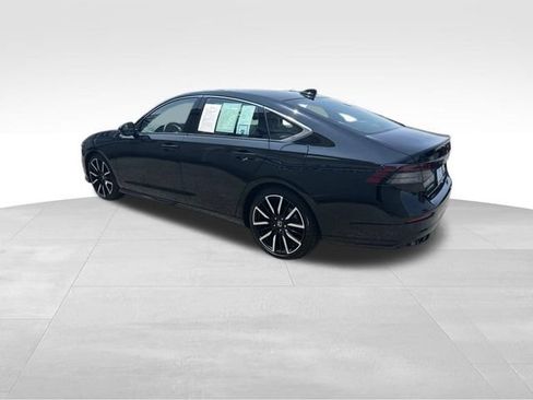 Certified 2025 Honda Accord Touring image 5