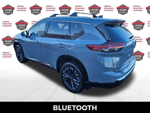 Used 2024 Nissan Rogue Platinum w/ Platinum Premium Package image 4