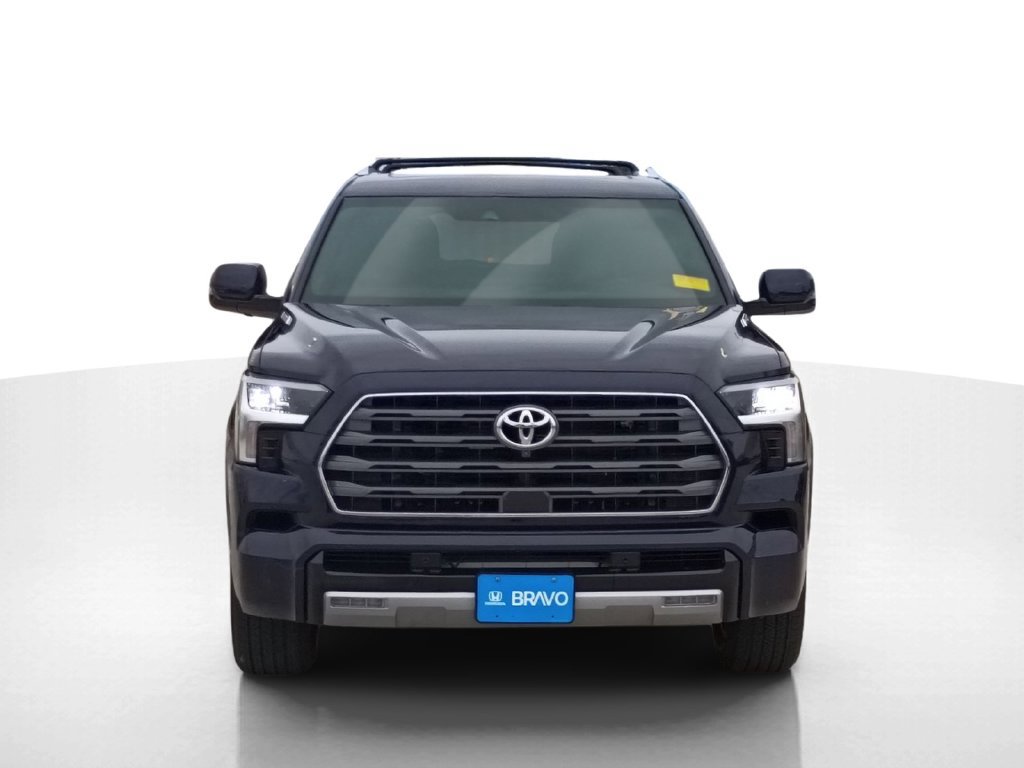 Used 2025 Toyota Sequoia Limited AWD/4WD image 2