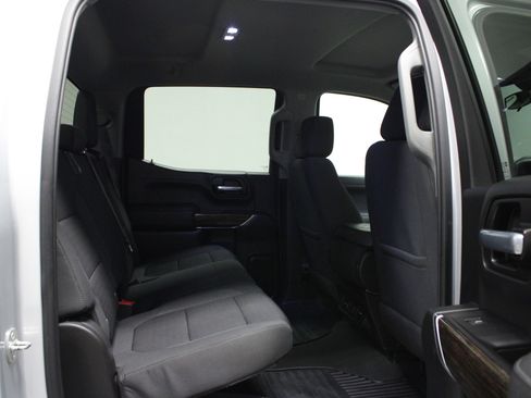 Used 2021 GMC Sierra 1500 SLE image 15