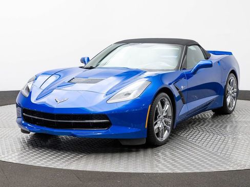 Used 2014 Chevrolet Corvette Stingray Convertible w/ 3LT Preferred Equipment Group RWD image 2