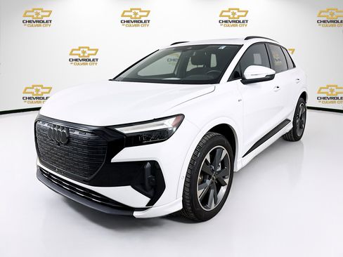 Used 2023 Audi Q4 e-tron Premium Plus w/ Premium Plus image 3