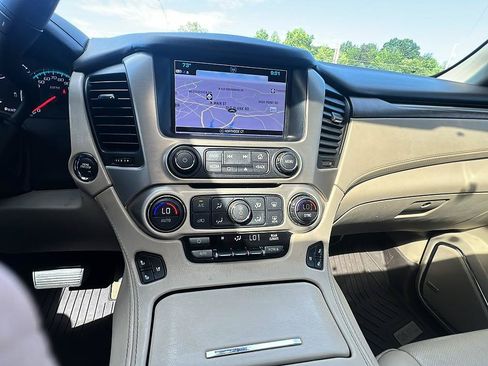 Used 2018 GMC Yukon Denali w/ Denali Ultimate Package RWD image 40