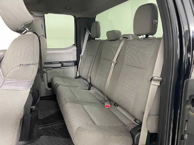 Used 2017 Ford F150 XLT AWD/4WD image 13