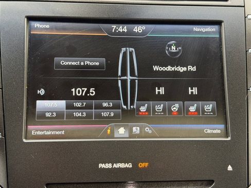 Used 2015 Lincoln MKZ Hybrid w/ Equipment Group 202A Reserve FWD image 40