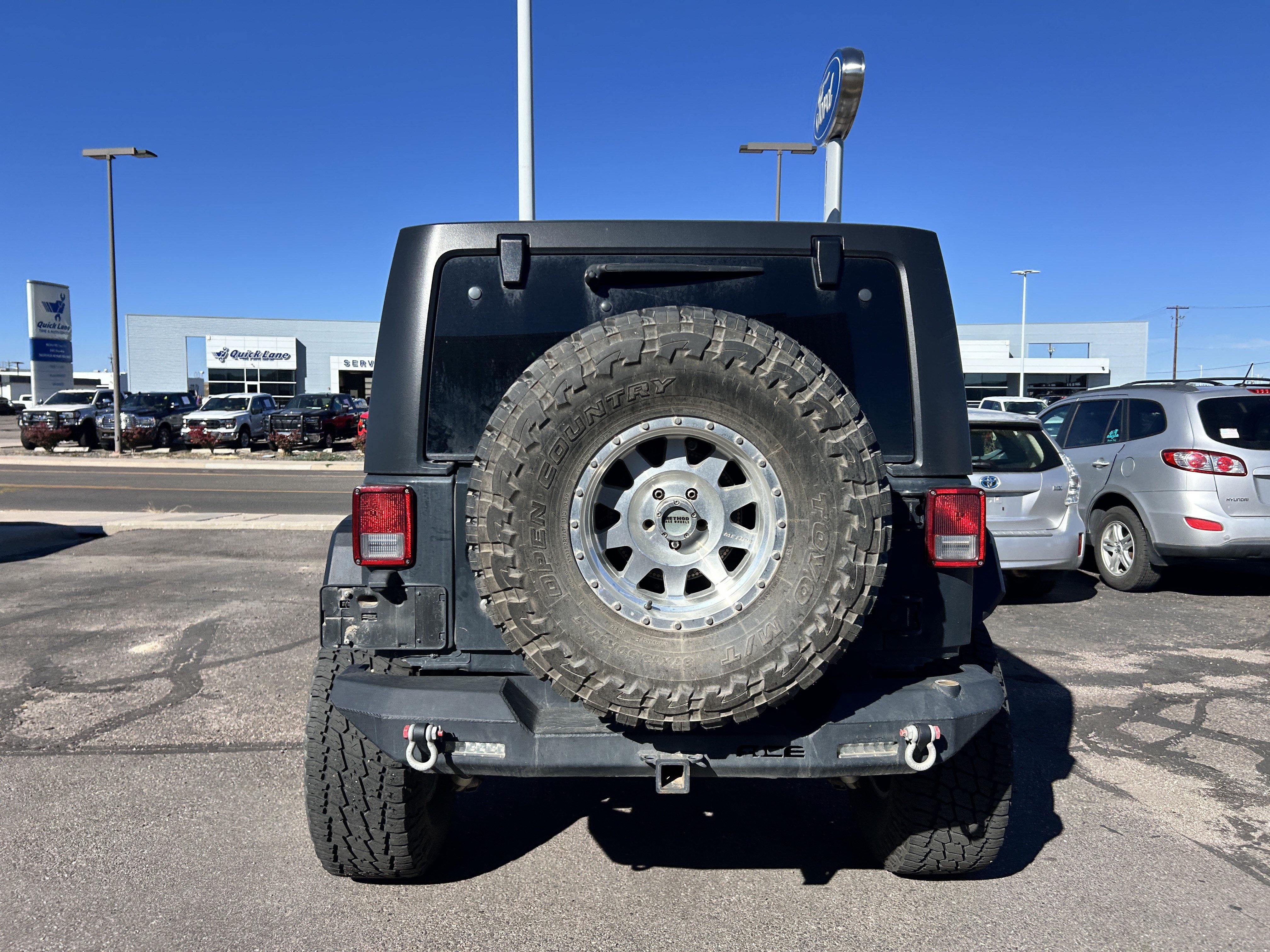 Used 2017 Jeep Wrangler Unlimited Rubicon AWD/4WD image 4