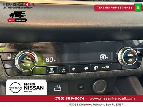 Used 2024 Mitsubishi Outlander FWD image 23