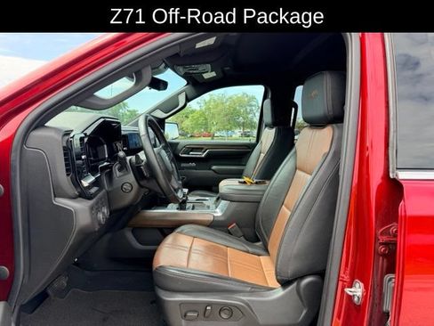 Certified 2023 Chevrolet Silverado 1500 High Country w/ Technology Package AWD/4WD image 8