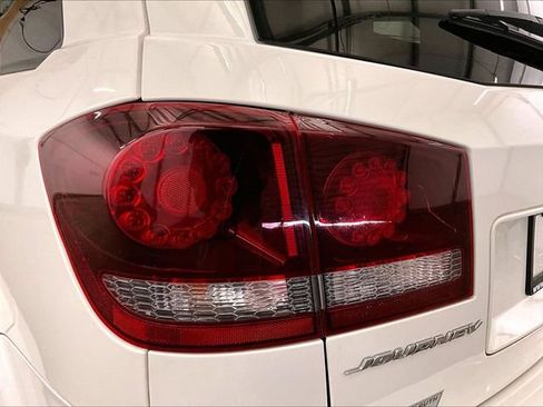 Used 2019 Dodge Journey Crossroad FWD image 29