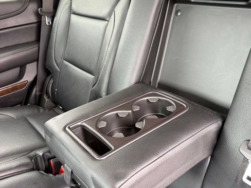 Used 2020 Chevrolet Tahoe LS RWD image 10