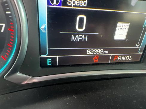 Used 2019 Chevrolet Traverse Premier w/ Redline Edition AWD/4WD image 9