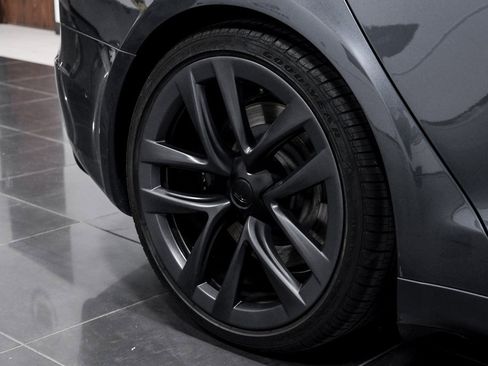 Used 2023 Tesla Model S image 48