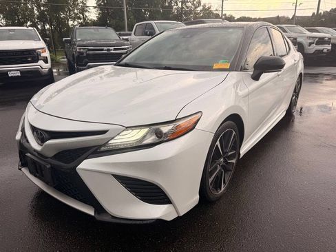 Used 2019 Toyota Camry XSE w/ Navigation Package FWD image 22