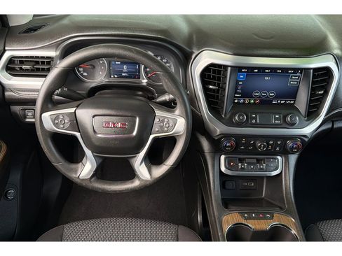 Used 2021 GMC Acadia SLE w/ Driver Convenience Package FWD image 16