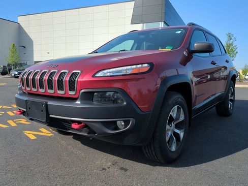 Used 2015 Jeep Cherokee Trailhawk w/ Comfort/Convenience Group image 8
