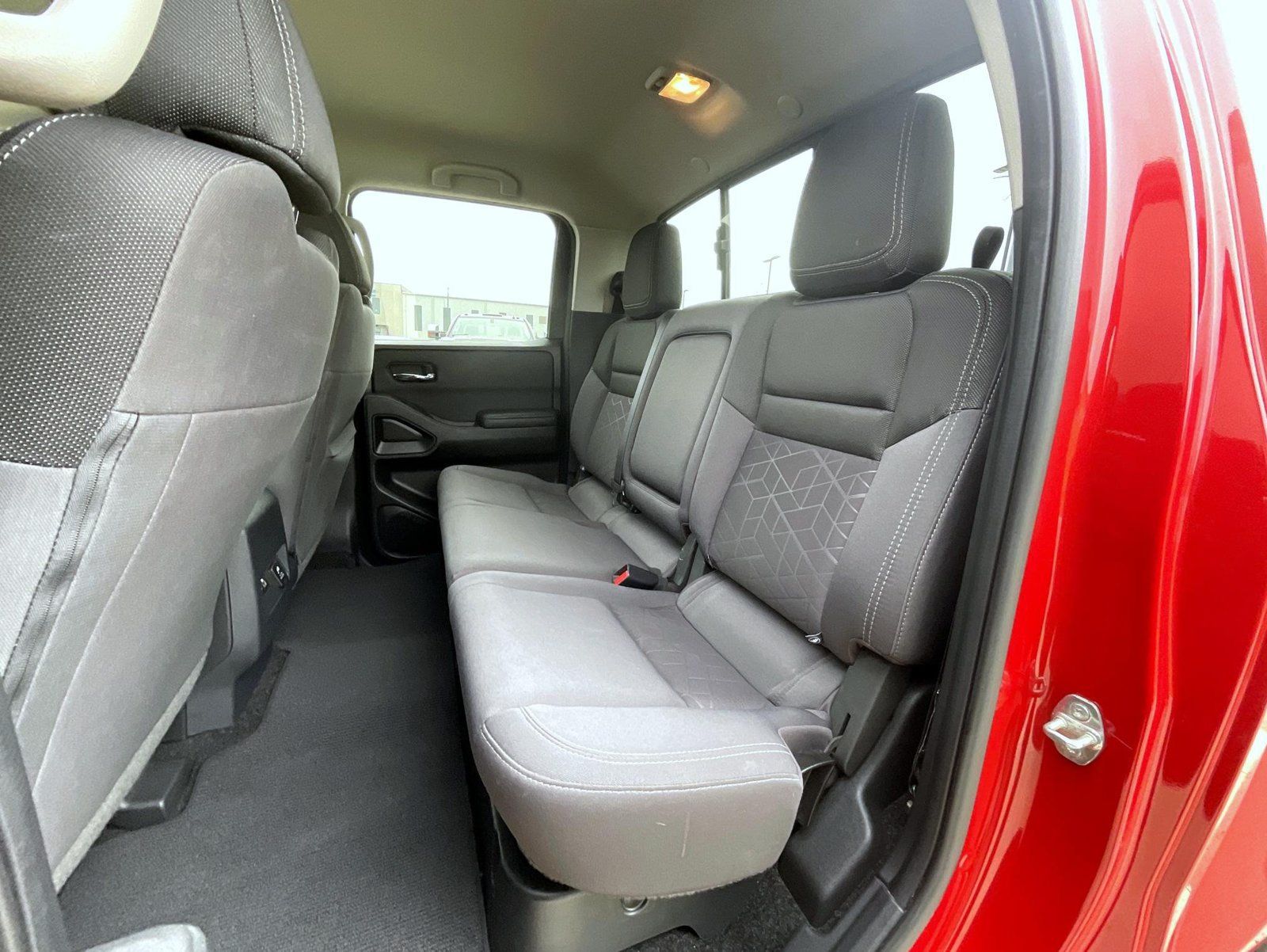 Certified 2025 Nissan Frontier SV w/ SV Convenience Package AWD/4WD image 19