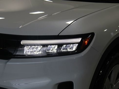 New 2026 Honda Prologue EX image 2