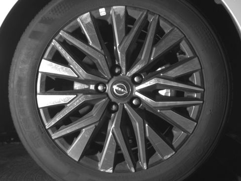 Used 2025 Nissan Altima 2.5 SV image 13