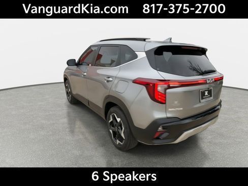 Certified 2026 Kia Seltos EX FWD image 7