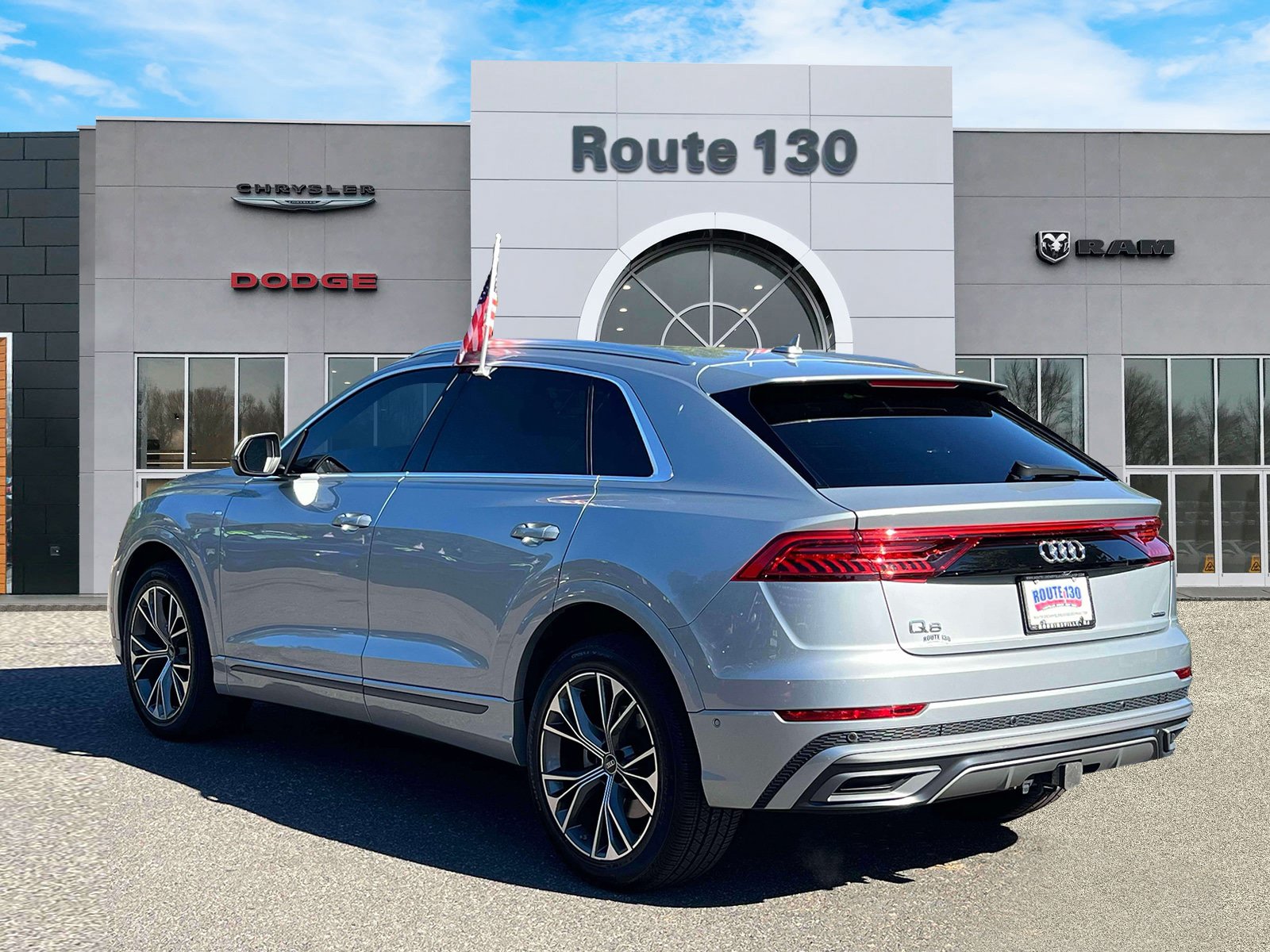 Used 2023 Audi Q8 Premium Plus w/ Premium Plus Package AWD/4WD image 3
