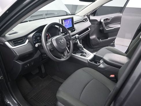 Used 2025 Toyota RAV4 LE FWD image 4