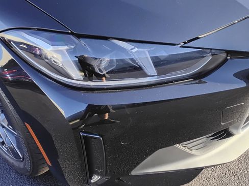 Used 2025 BMW i4 eDrive40 w/ Premium Package image 7