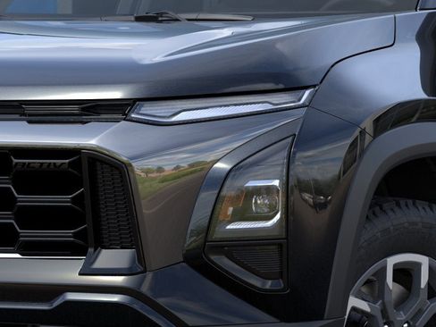 New 2026 Chevrolet Equinox ACTIV FWD image 10