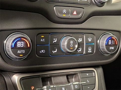 Used 2022 GMC Terrain Denali image 18