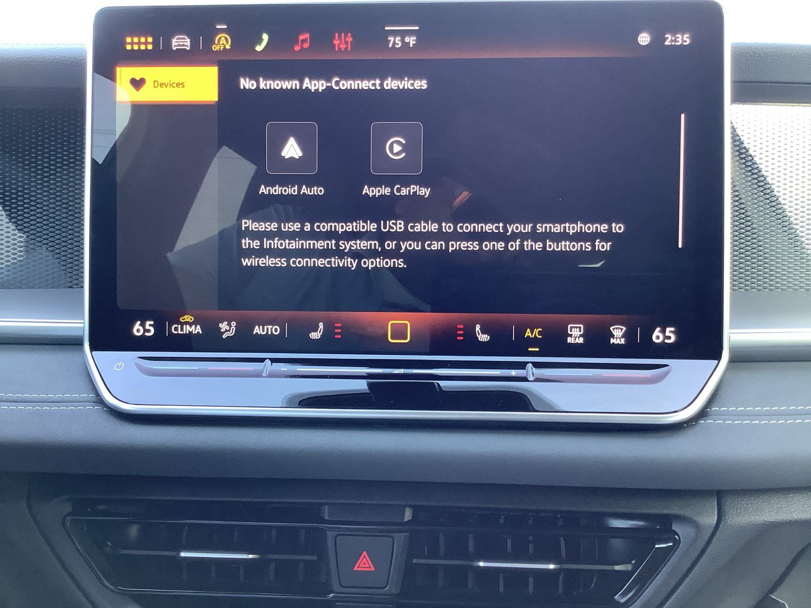 New 2026 Volkswagen Tiguan SE R-Line FWD image 16