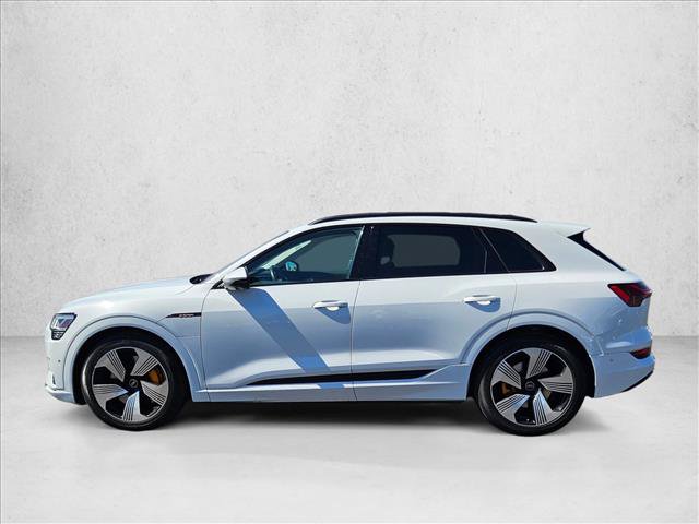 Used 2023 Audi e-tron Premium Plus w/ Premium Plus Package AWD/4WD image 9