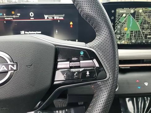 Used 2023 Nissan Ariya AWD image 18