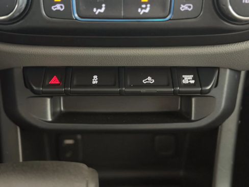Used 2018 Chevrolet Colorado W/T w/ WT Convenience Package AWD/4WD image 31