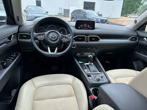 Used 2020 MAZDA CX-5 Touring FWD image 10