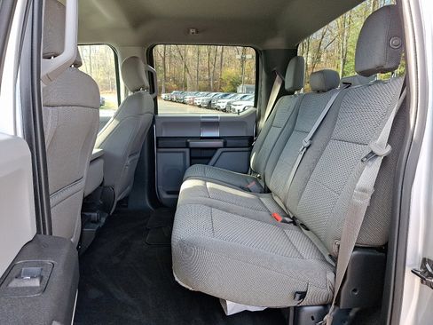 Used 2019 Ford F150 XLT w/ Equipment Group 302A Luxury image 10