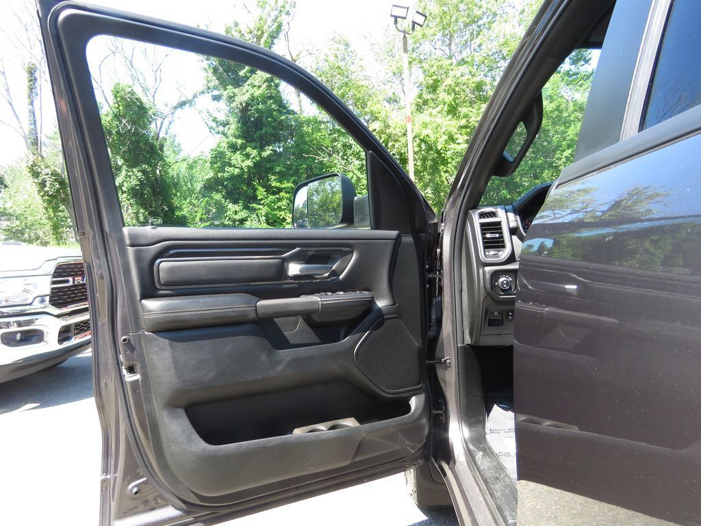 Used 2020 RAM 1500 Sport w/ Trailer Tow Group AWD/4WD image 9