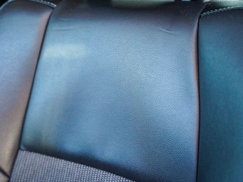 Used 2016 Toyota Corolla LE image 12