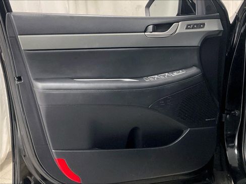 Used 2023 Hyundai Palisade SEL w/ Premium Package image 9