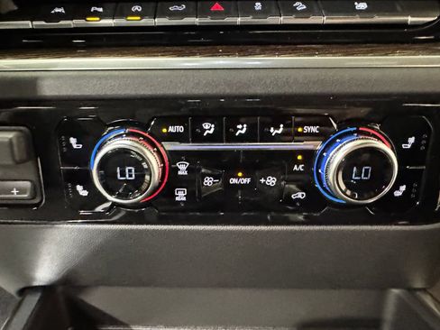 New 2026 GMC Sierra 1500 Elevation w/ Elevation Premium Package AWD/4WD image 14