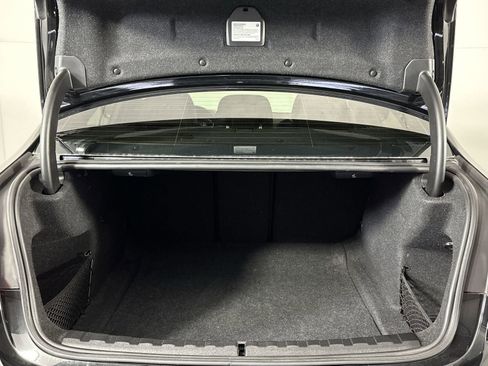 Used 2019 BMW 330i xDrive Sedan w/ Convenience Package image 29