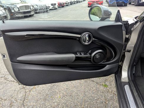 Used 2017 MINI Cooper S image 17