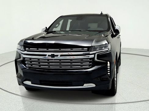 Used 2023 Chevrolet Tahoe Premier AWD/4WD image 8