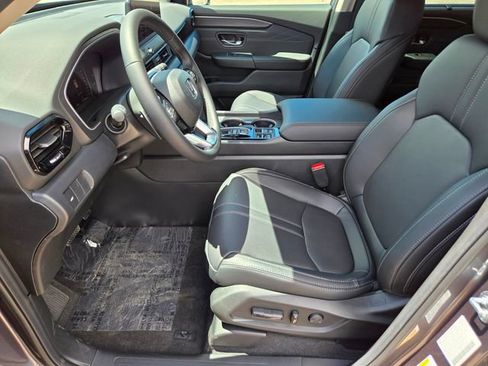 New 2026 Honda Pilot Touring image 7