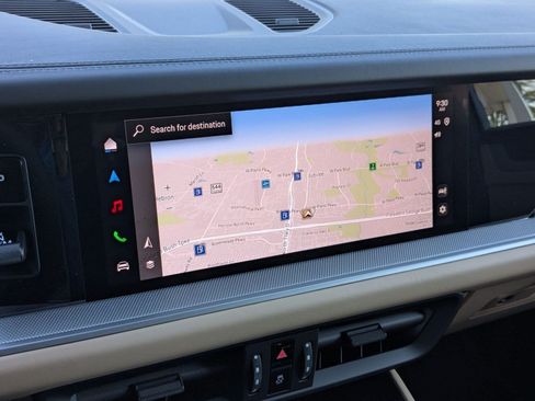 Certified 2026 Porsche Cayenne AWD/4WD image 17