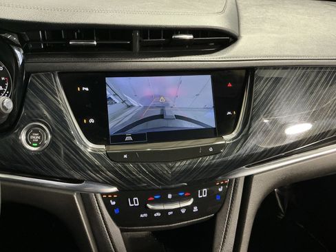 Used 2023 Cadillac XT6 Premium Luxury image 20