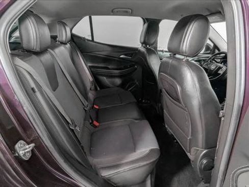 Used 2021 Buick Encore GX Preferred FWD image 19