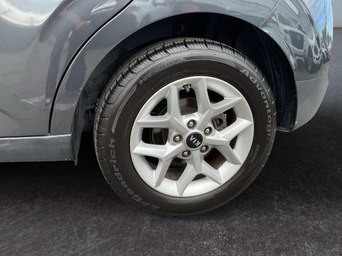 Used 2020 Kia Soul S FWD image 9