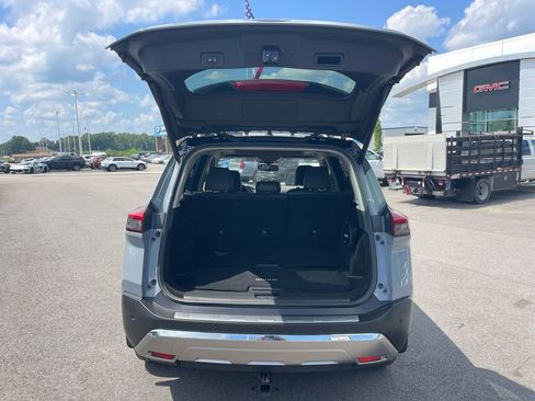 Used 2021 Nissan Rogue Platinum image 32