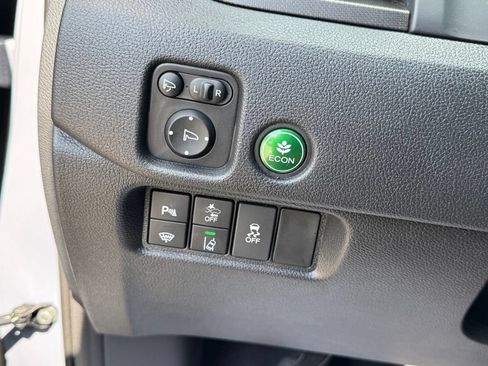 Used 2025 Honda Passport TrailSport image 23