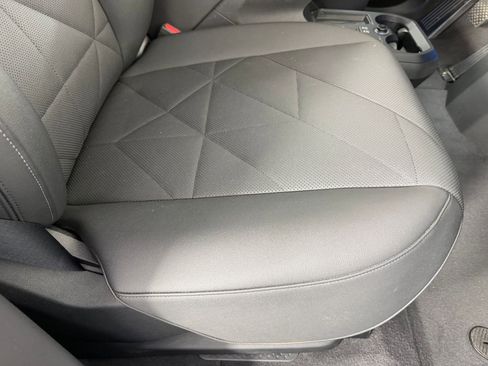 Certified 2022 BMW iX xDrive50 w/ Convenience Package image 33